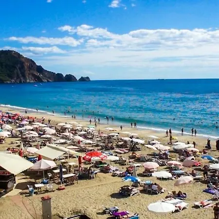 Cleopatra Beach 2 Bedrooms Luxury In Hygienic Condition * Αλάνια